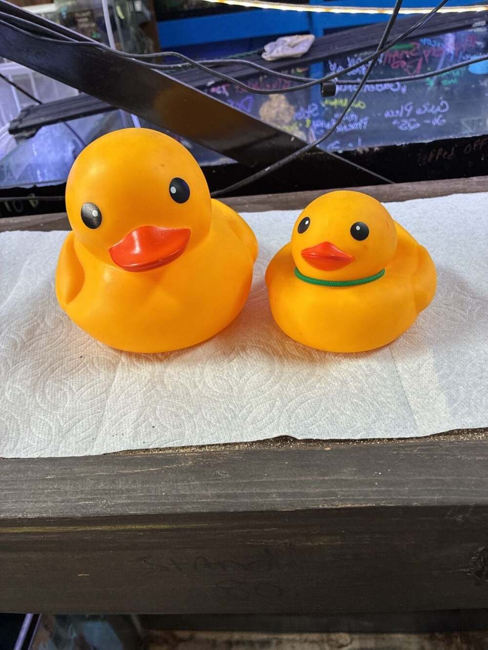 Large Smooth Non-Toxic Baby Bath Yellow Rubber Duck Toy 7"